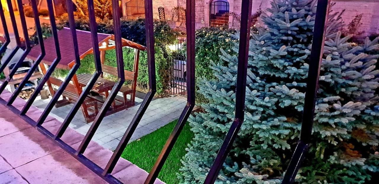 Hotel Vila Lacramioara Eforie Nord Pokoj fotografie